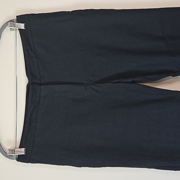 Marion Serrani Italy Black Ankle Slacks Size 10 - Picture 2 of 6